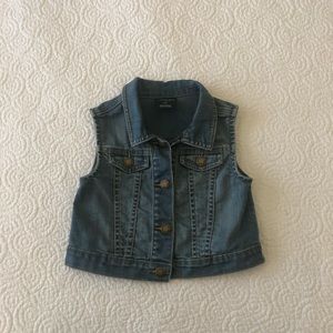 🌺 Toddler girls Osh Kosh jean jacket 4T 🌺